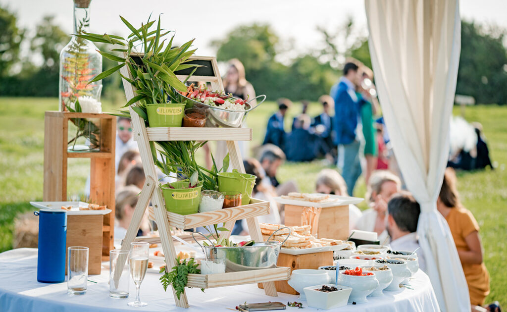 Vin d'Honneur Enchanté avec Dream of Night : Animation DJ Musicale Inoubliable!