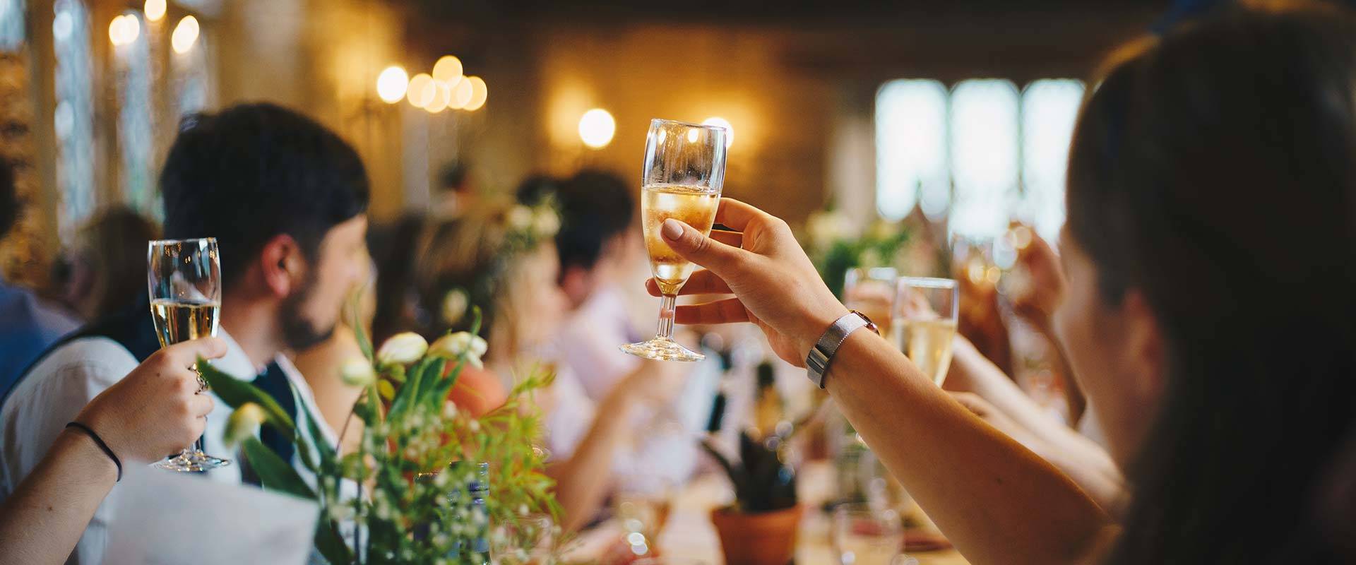 Épatez proches mariés : site web mariage original par Dream of Night, experts événementiel. Créez mariage mémorable dès maintenant !