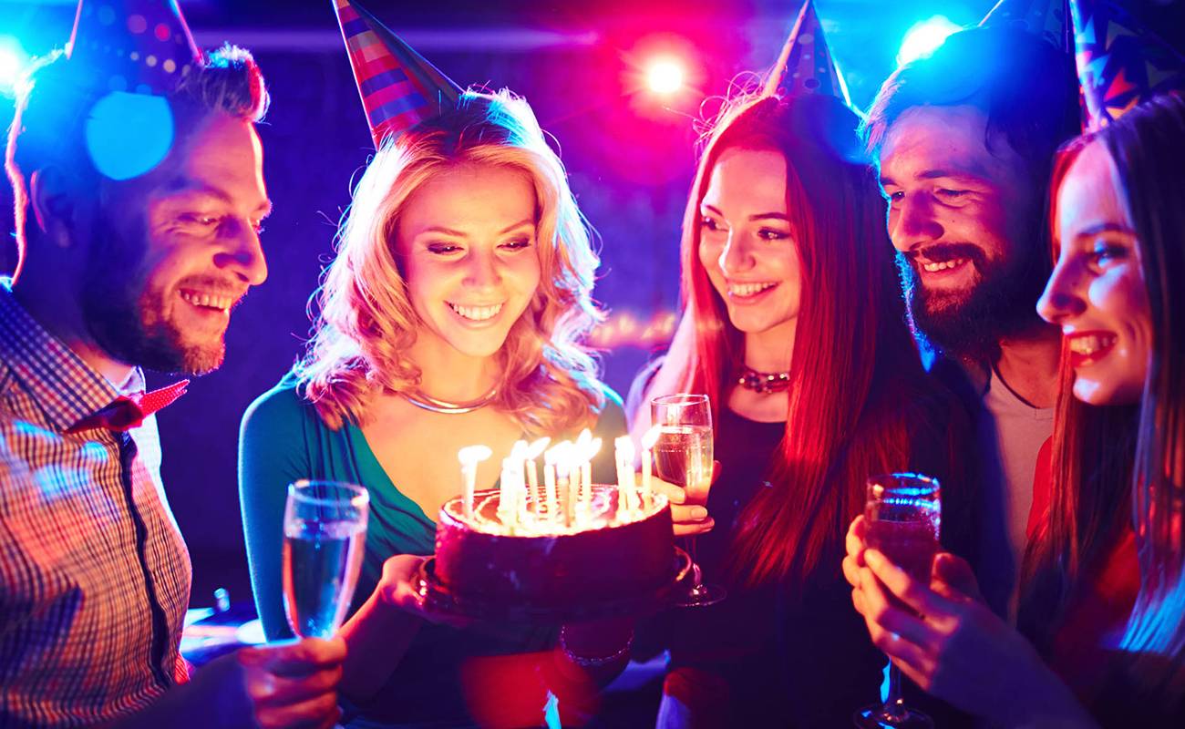 Animation DJ Anniversaire Privé par Dream of Night : Ambiance Musicale Inoubliable!